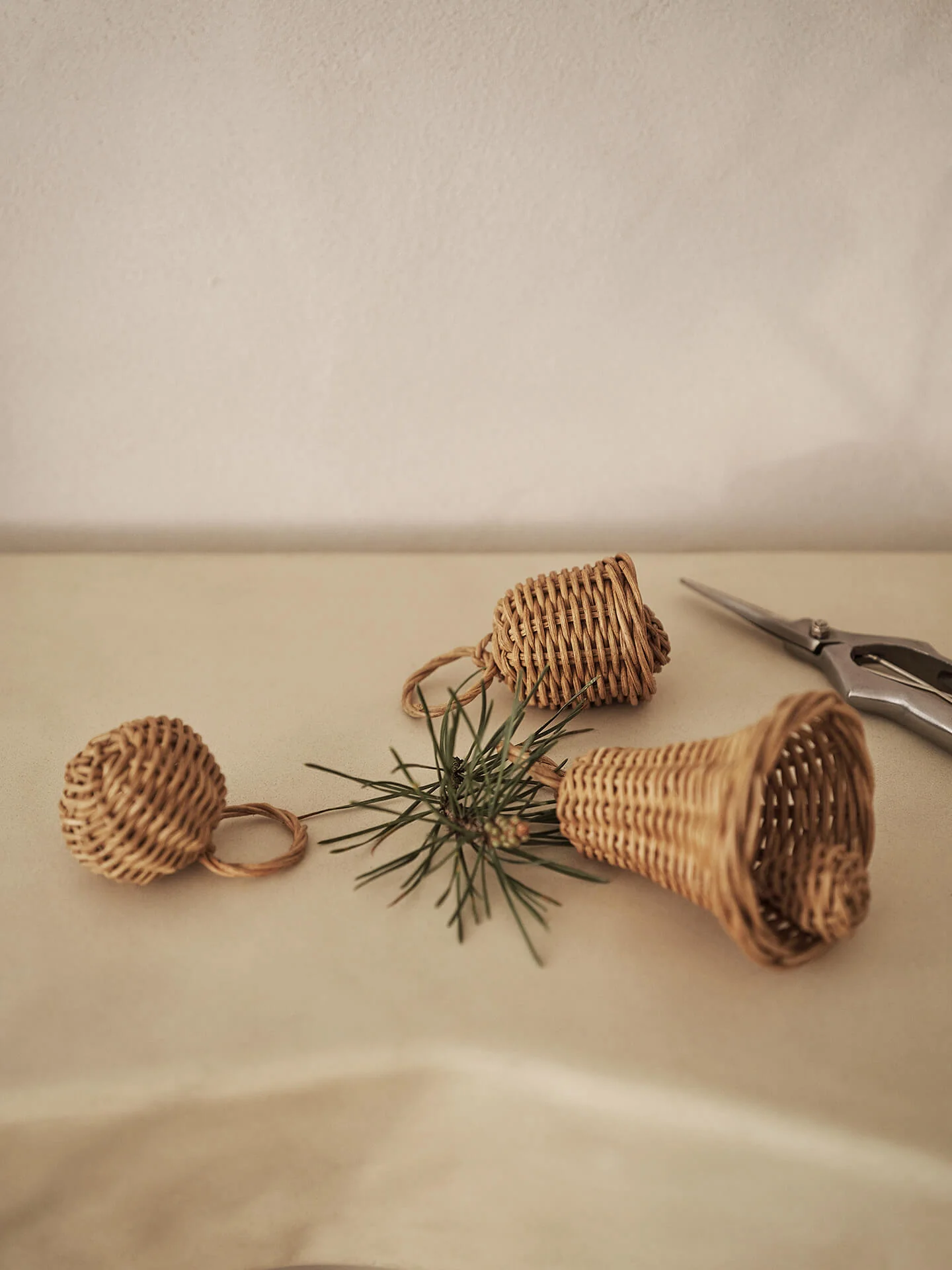 Braided Bell Baubles - Set of 3 - Natural - Image 3
