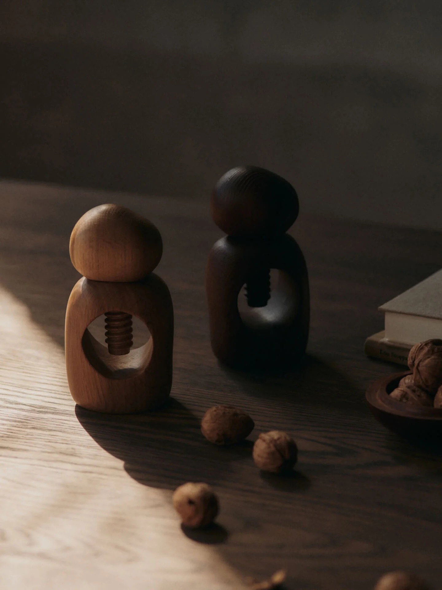 Cairn Nut Cracker - Oak - Image 2