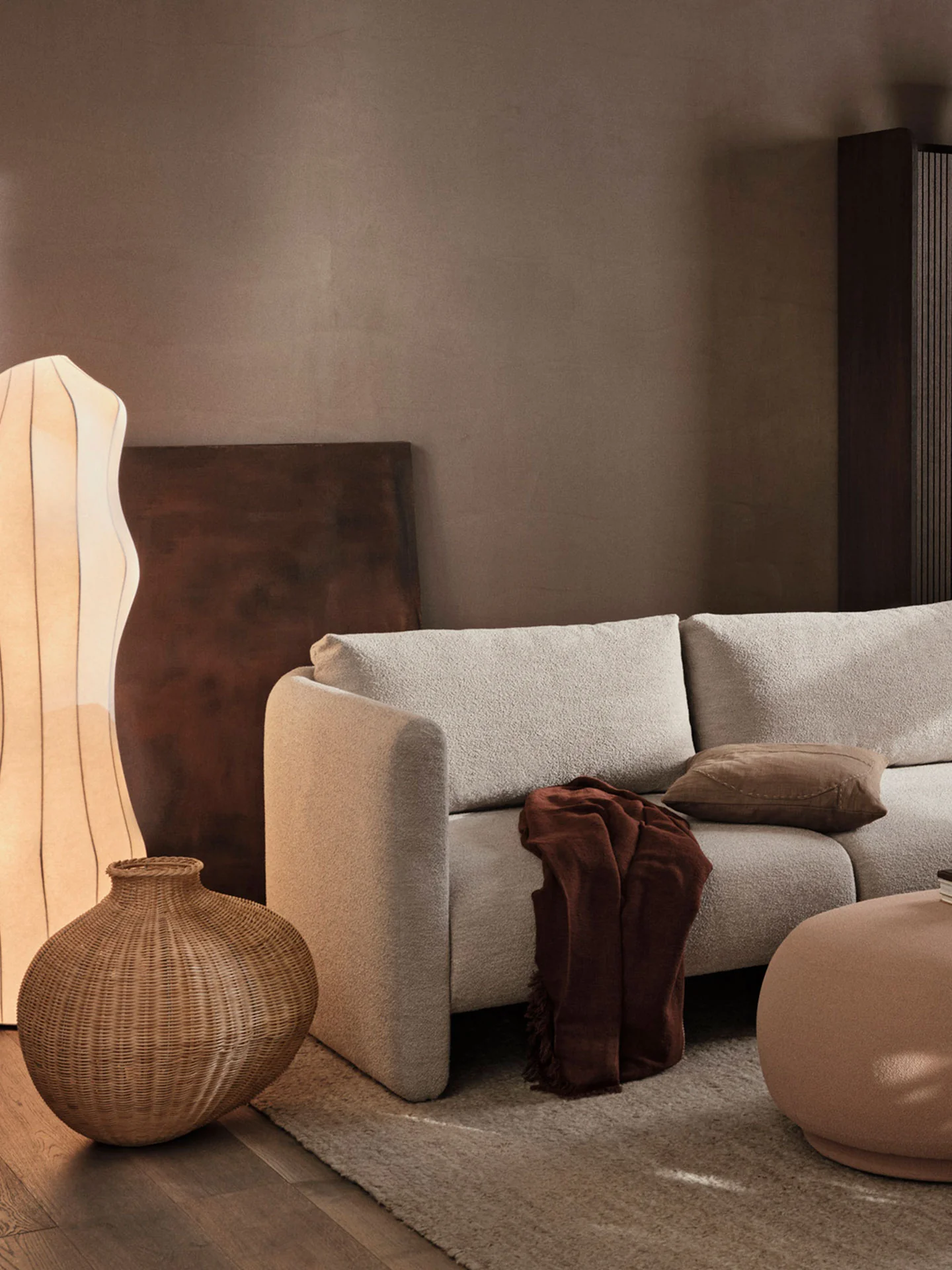 Dae Floor Lamp - White - Image 4