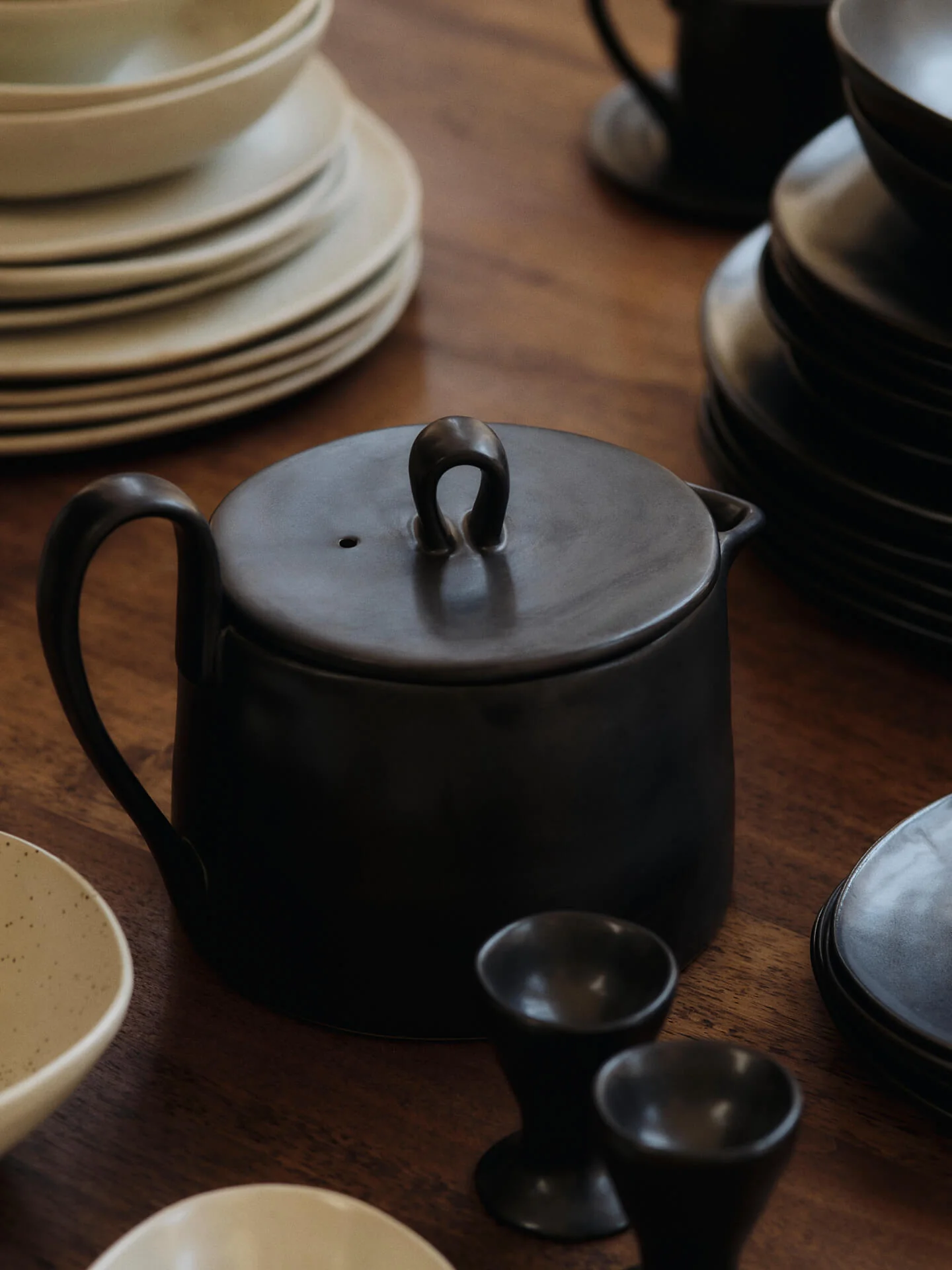 Flow Teapot - Black - Image 2