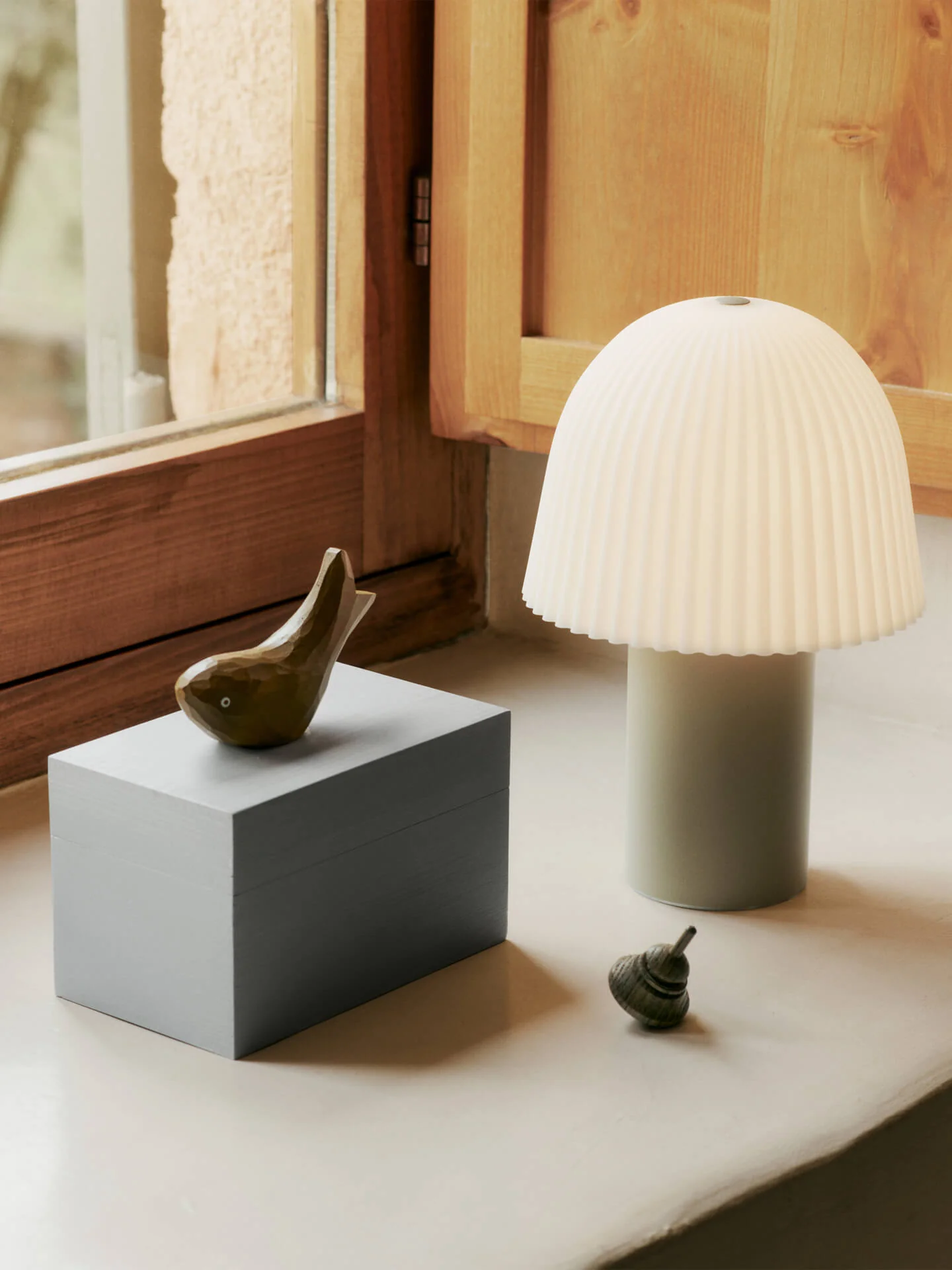 Frill Portable Lamp - Cashmere/White - Image 5