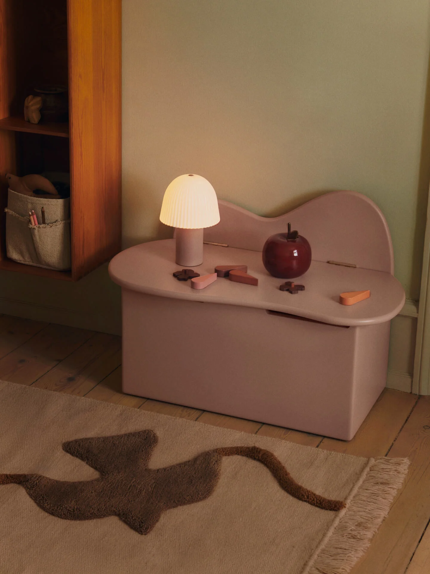Frill Portable Lamp - Rose/White - Image 4