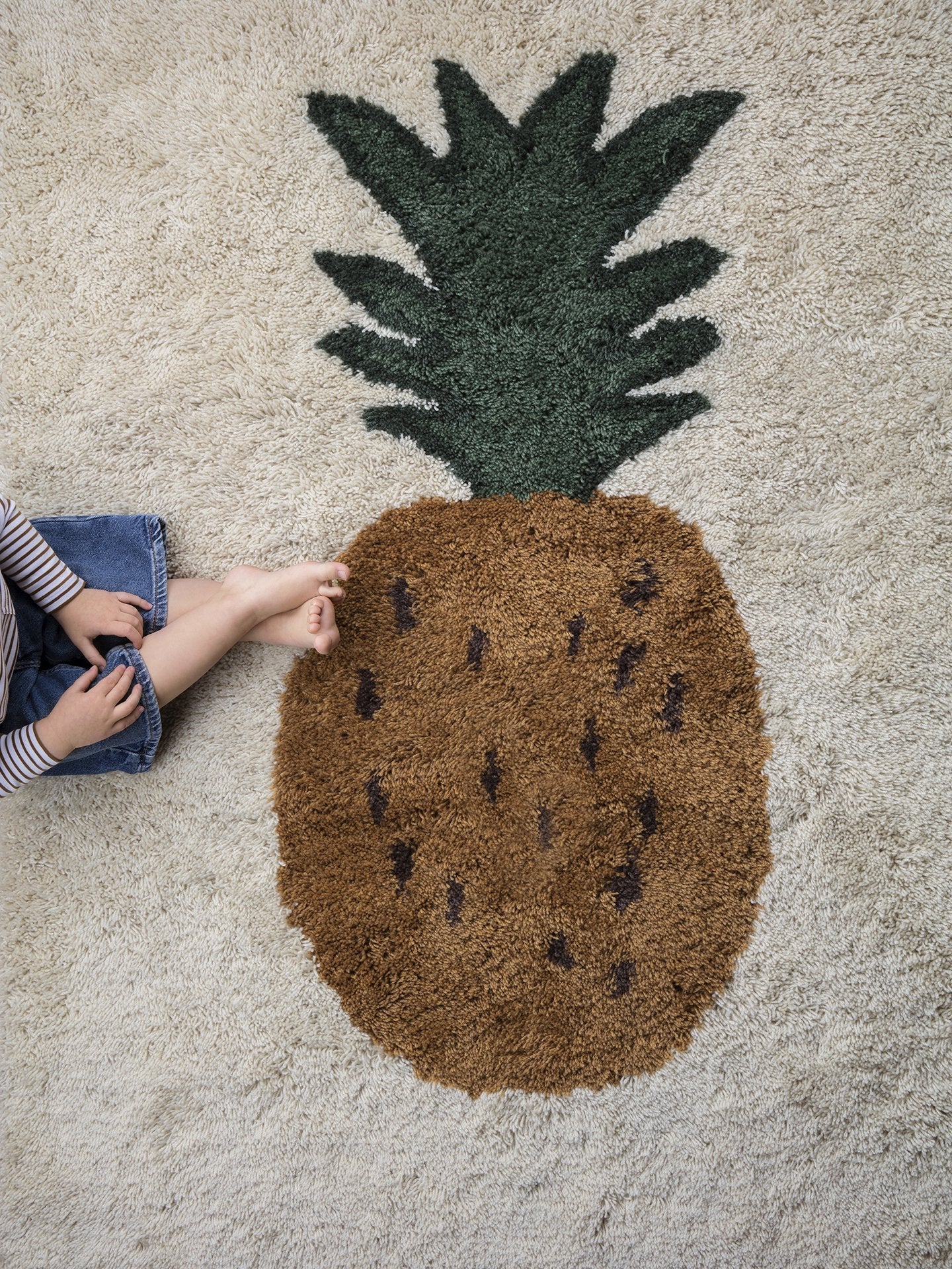 Fruiticana Tufted Pineapple Rug - Image 3