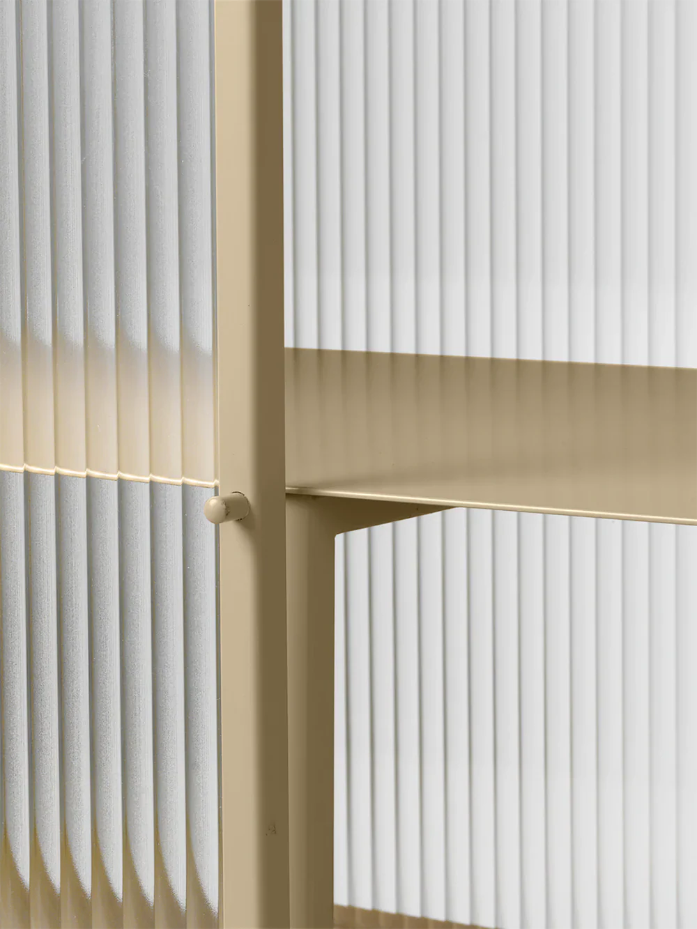 Haze Sideboard - Reeded Glass - Cashmere - Image 4