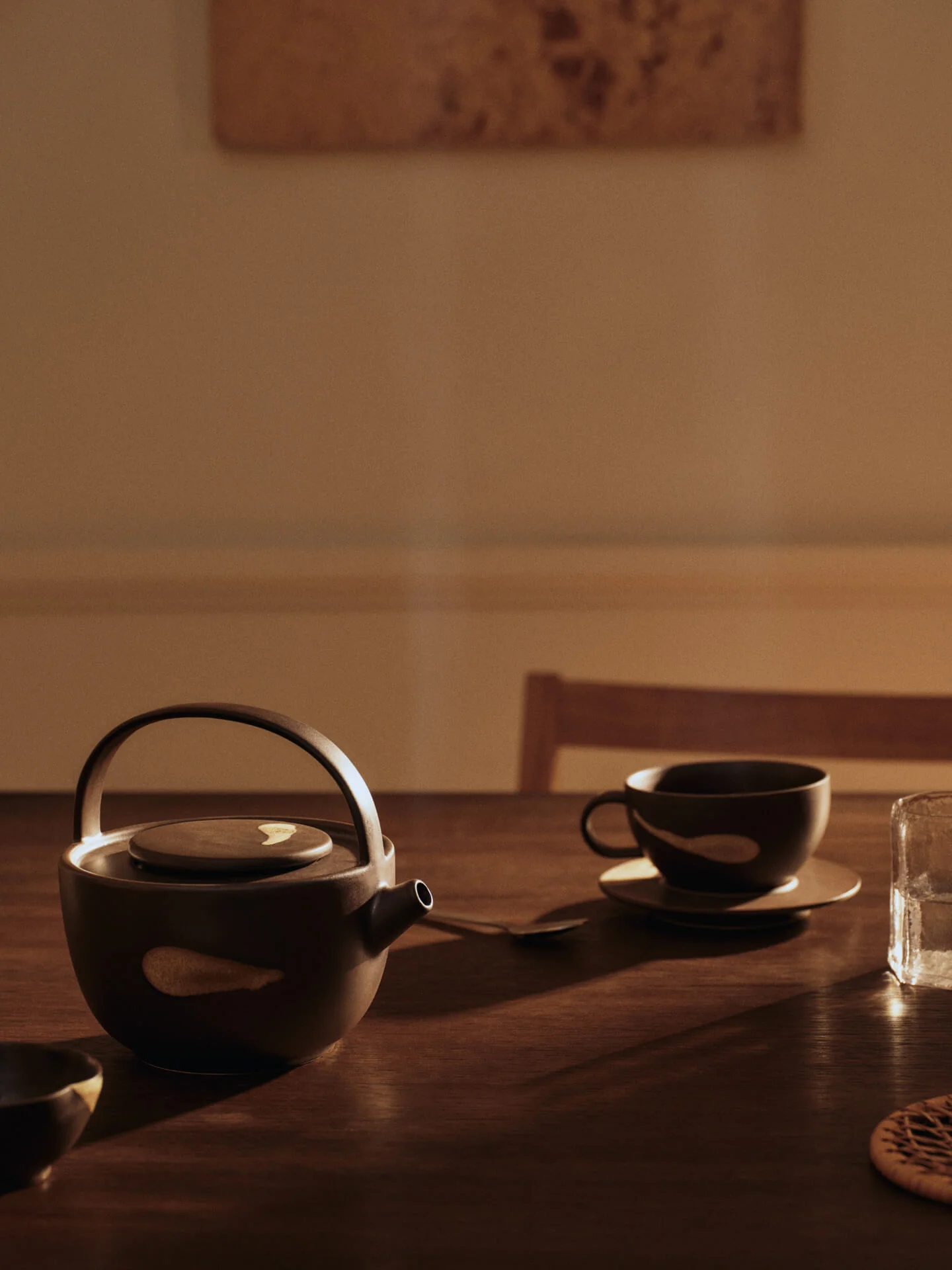 Koyo Teapot - Dark Brown/Buff - Image 2