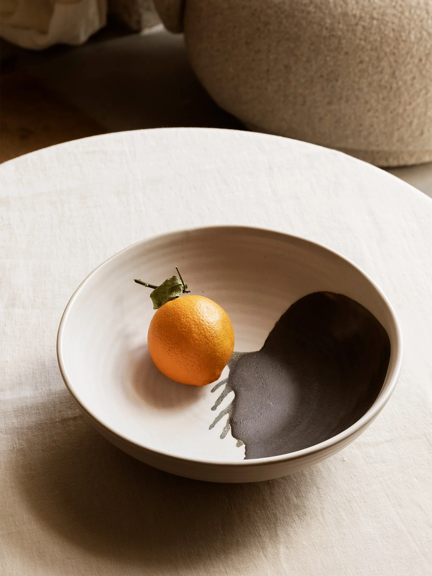 Omhu Bowl - Large - Off-White/Charcoal - Image 2