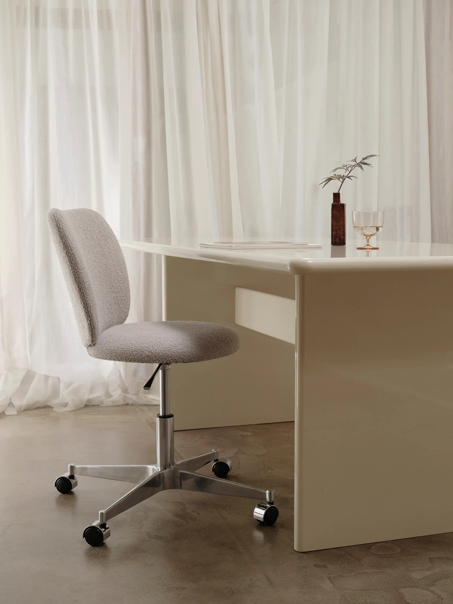 Rico Chair - Castors - Soft Bouclé - Natural - Image 2