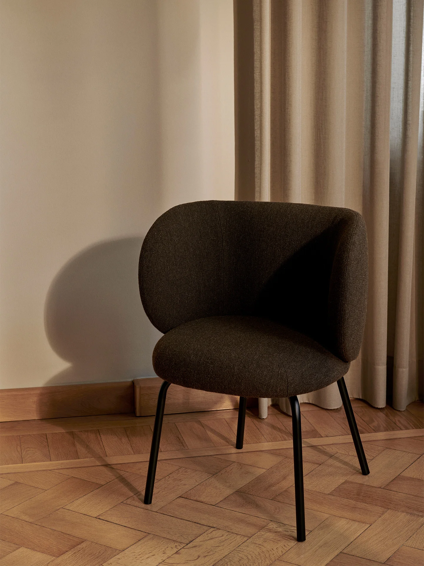 Rico Dining Chair - Black - Hallingdal - Dark Grey/Brown - Image 2