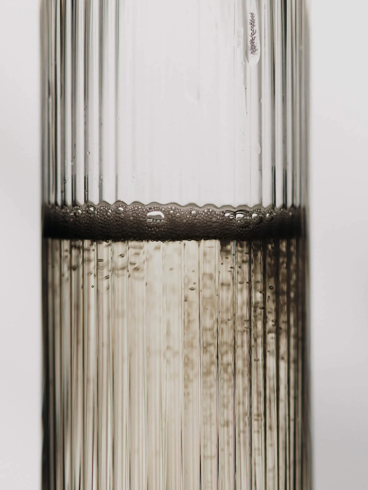 Ripple Champagne Flutes - Set of 2 - Clear - Image 4