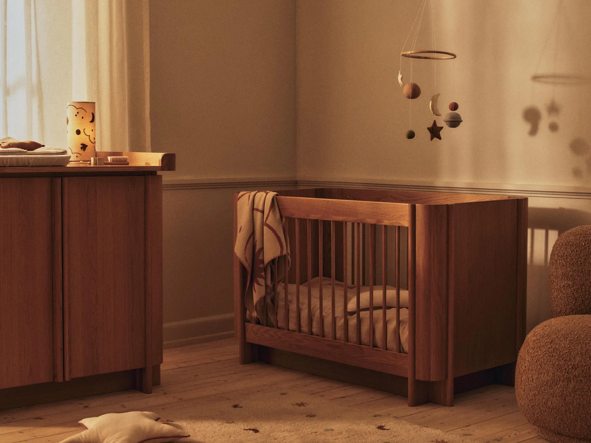 Skye Table Lamp - Natural/Bronze - Image 4
