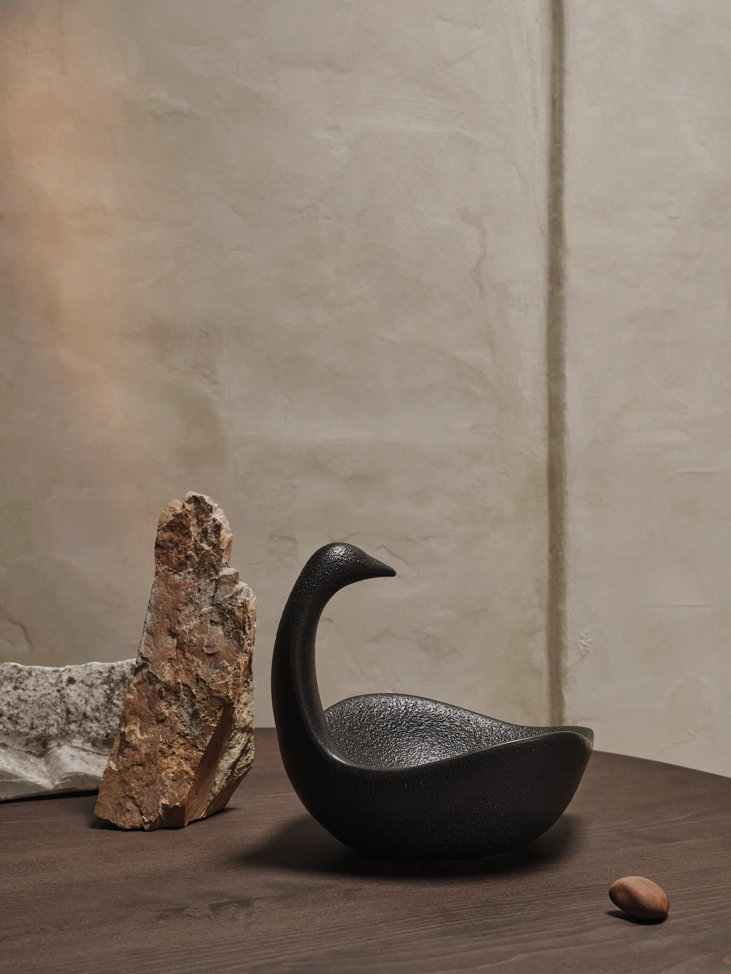 Swan Centrepiece - Black - Image 2