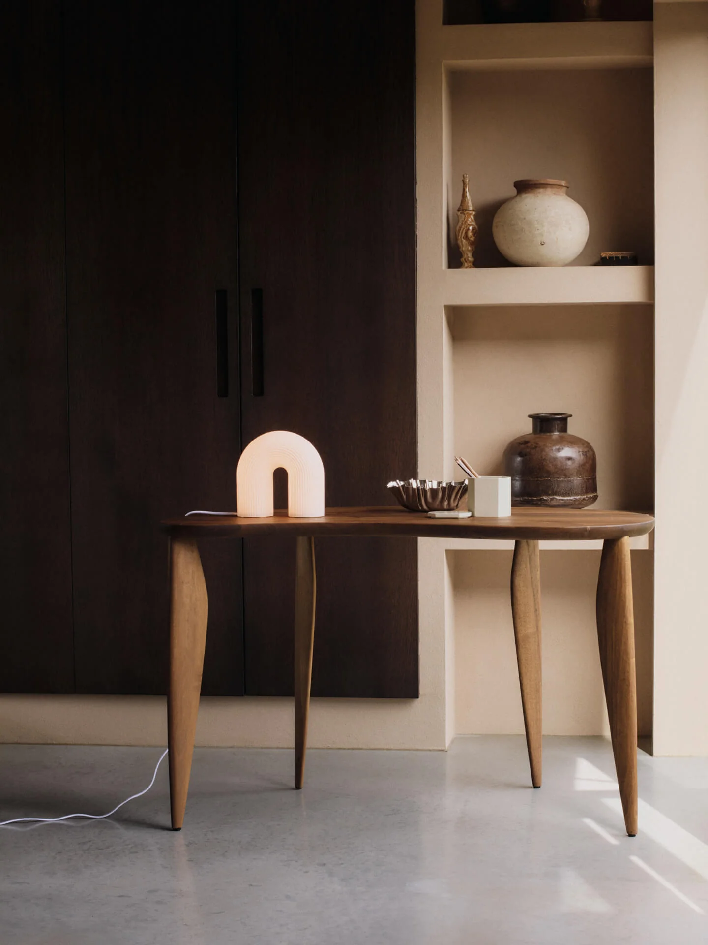 Vuelta Table Lamp - White - Image 3